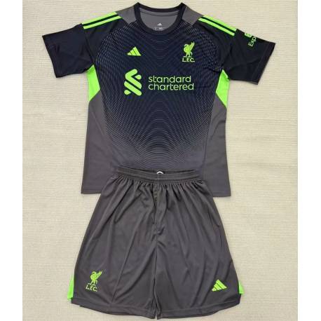 LIVERPOOL Portero Equipación 2025-26, poco stock, conjunto completo niños