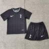 TOTTENHAM HOTSPUR Filtracion Segunda Equipación 2025 - 2026, conjunto completo niños