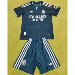 RM VERSION JUGADOR Segunda Equipación 2026 - 27, conjunto completo niños