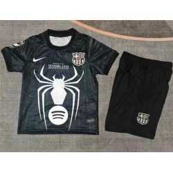 BARCELONA SPIDERMAN Equipación 2026-2027, conjunto completo niños